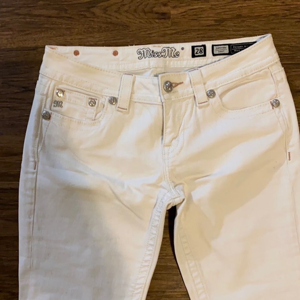 Miss Me Boot Cut Size 28